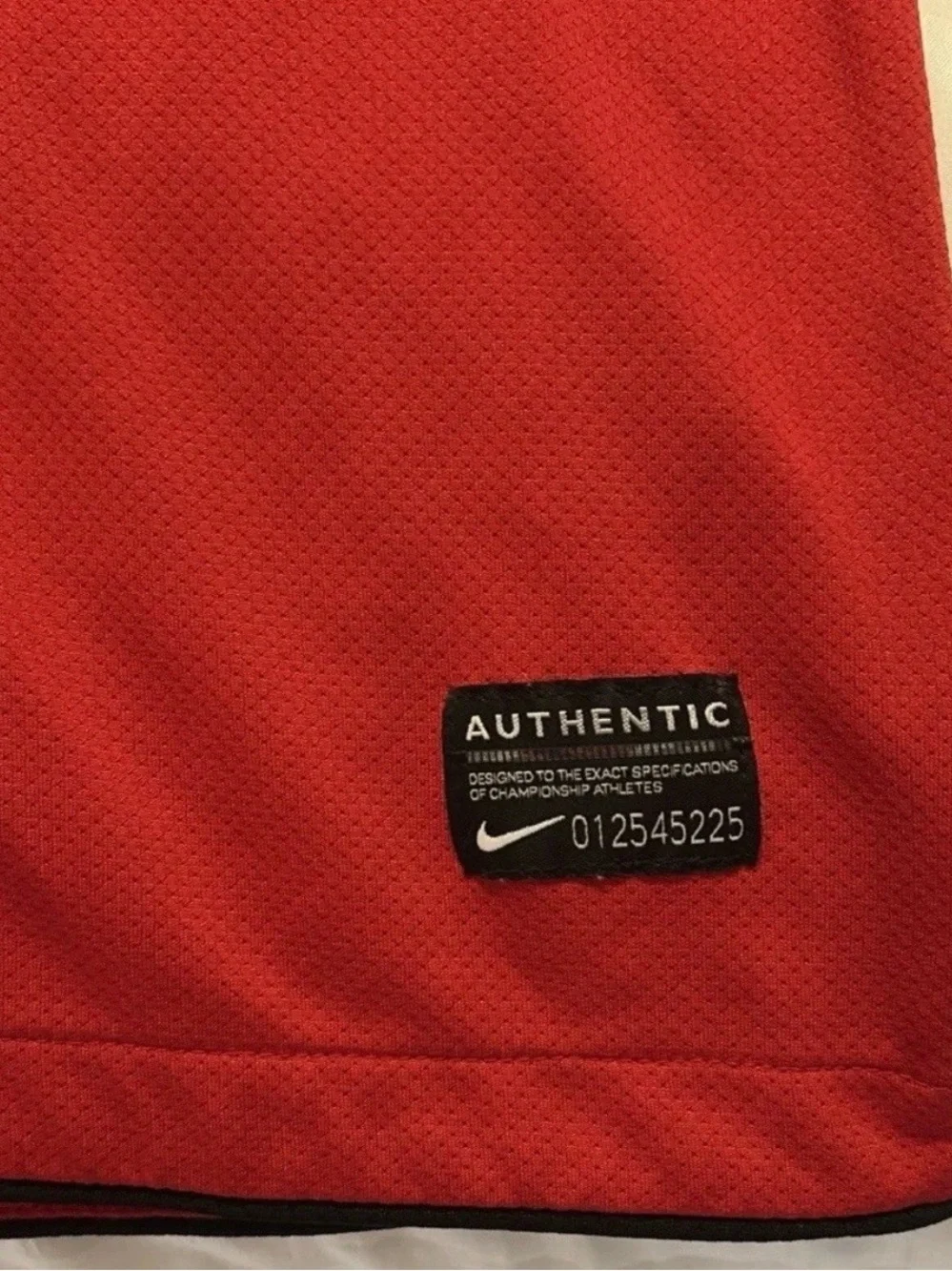 Manchester United Men’s S 2010/2011 AON Home Football Soccer Short Sleeve Jersey